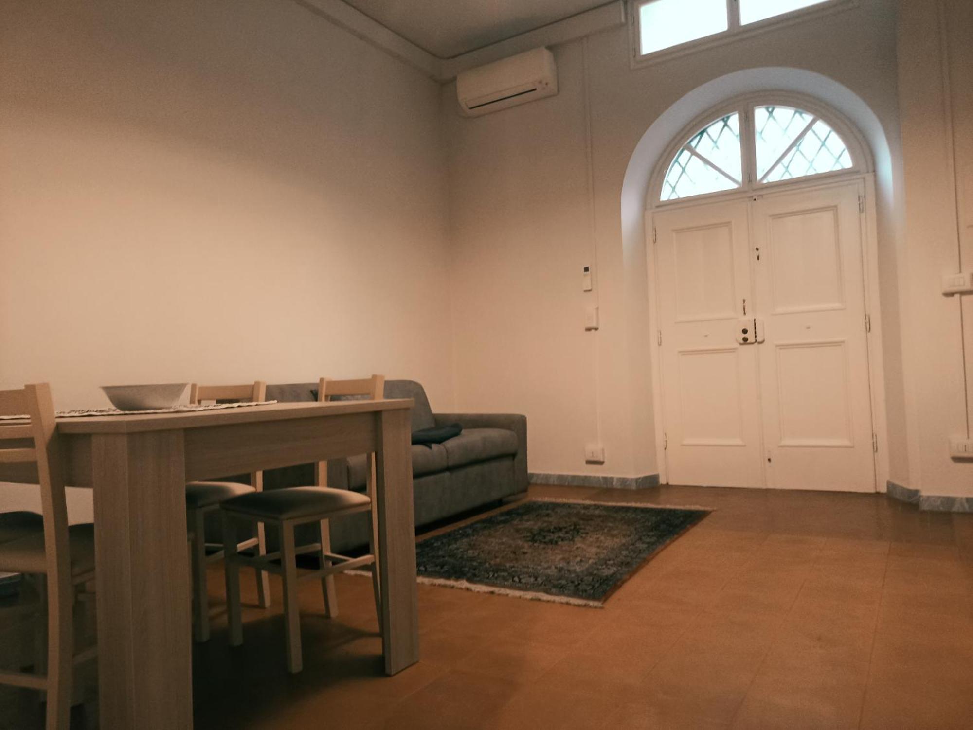 Gem In The City Center Of Lucca With Air Conditioning - Exclusive Ground Floor House Inside The Walls Close To Botanical Garden And Piazza San Martino Villa Exterior photo